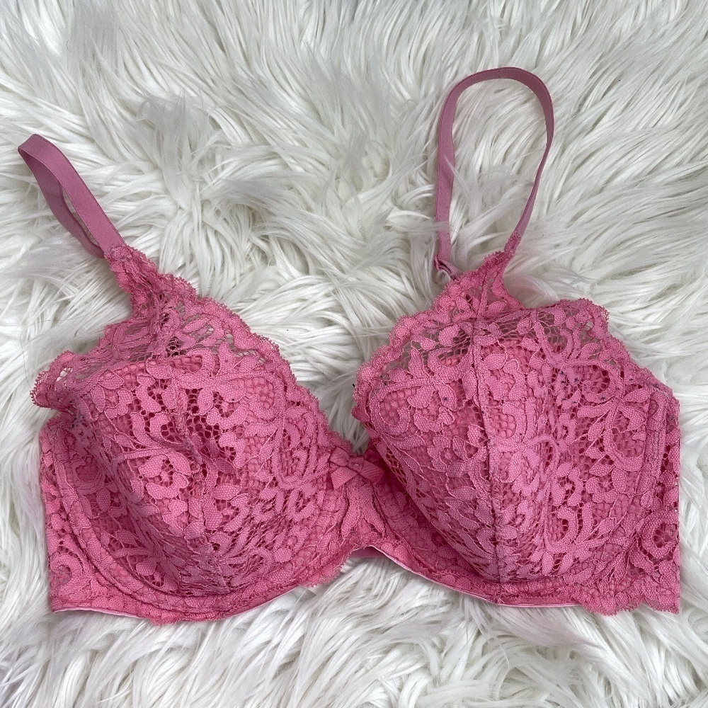 Victoria's Secret pink lace Demi lined bra size 32DD // 2971